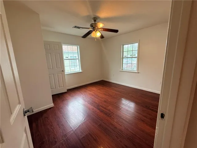 $2,100 | 5379 Pasteur Boulevard, New Orleans, LA 70122
