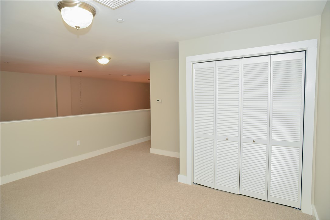 39 Webster Street, Unit 301 Pawtucket, RI 02860 - Photo 4 of 13 Gallery Image 4