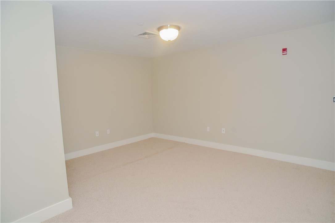 39 Webster Street, Unit 301 Pawtucket, RI 02860 - Photo 5 of 13 Gallery Image 5