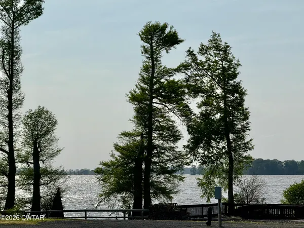 $130,000 | 1320 Lake Drive, Hornbeak, TN 38232