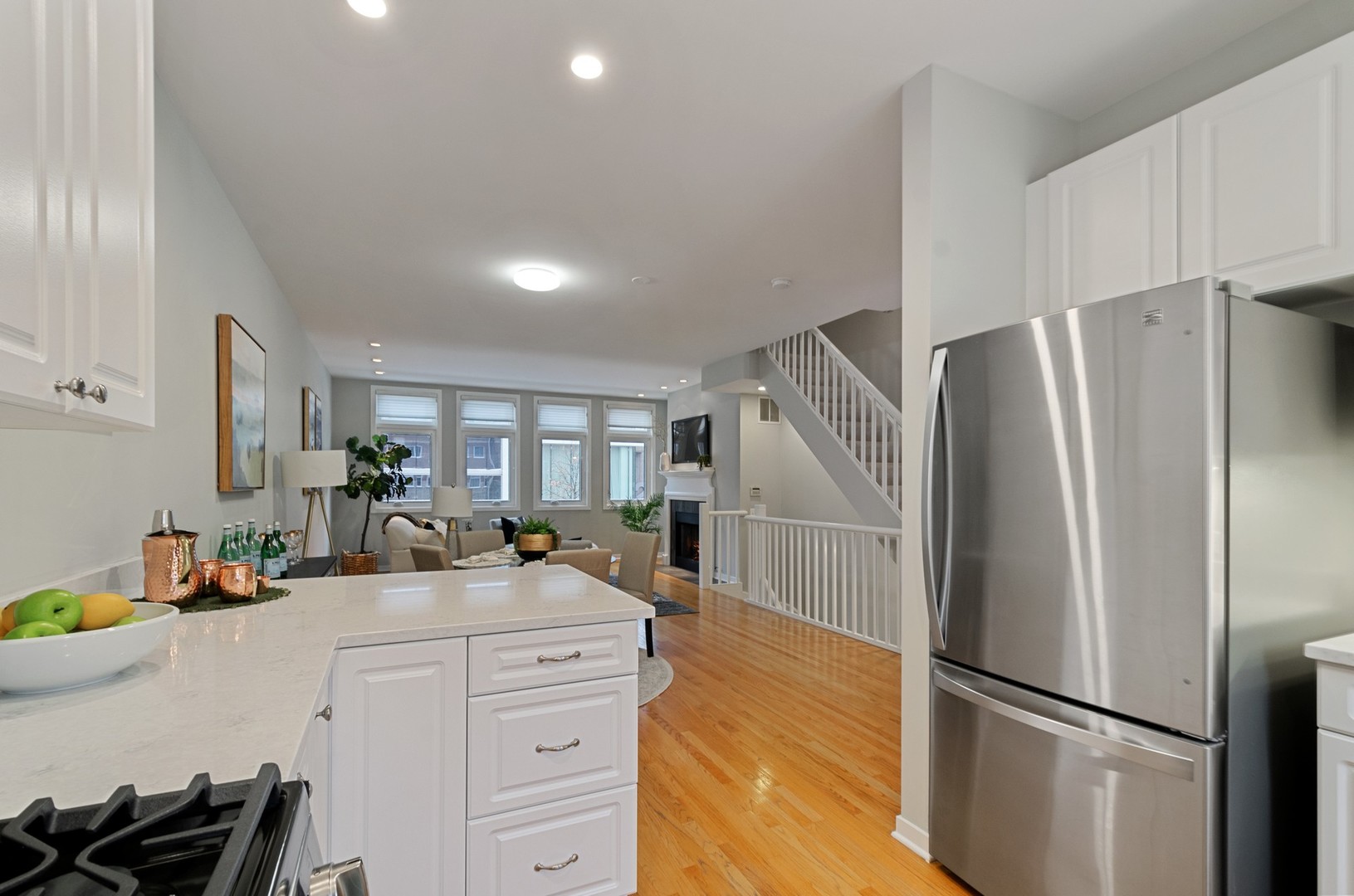 1889 Maple Avenue, Unit W8 Evanston, IL 60201 - Photo 12 of 41