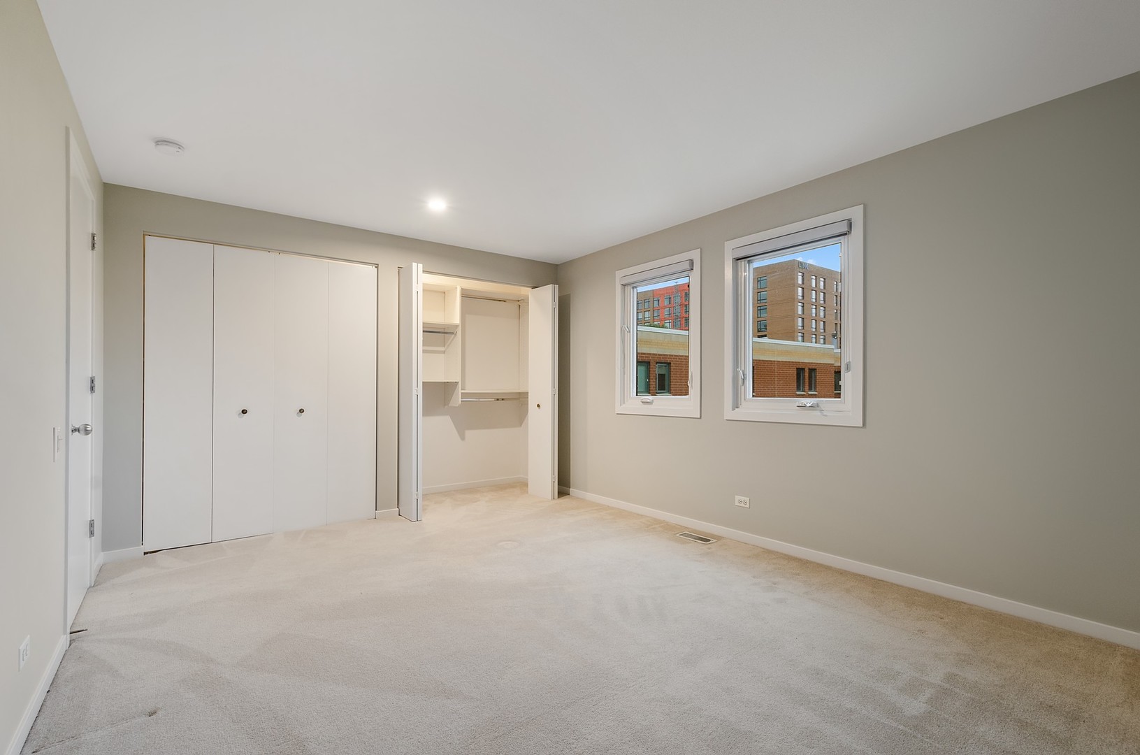 1889 Maple Avenue, Unit W8 Evanston, IL 60201 - Photo 26 of 41