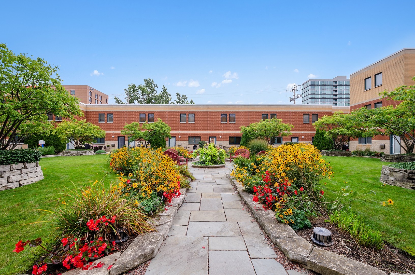 1889 Maple Avenue, Unit W8 Evanston, IL 60201 - Photo 35 of 41