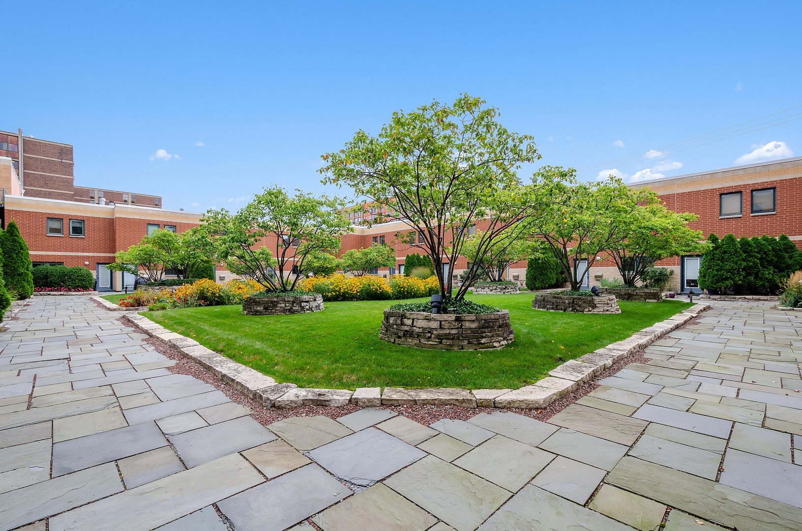 1889 Maple Avenue, Unit W8 Evanston, IL 60201 - Photo 36 of 41