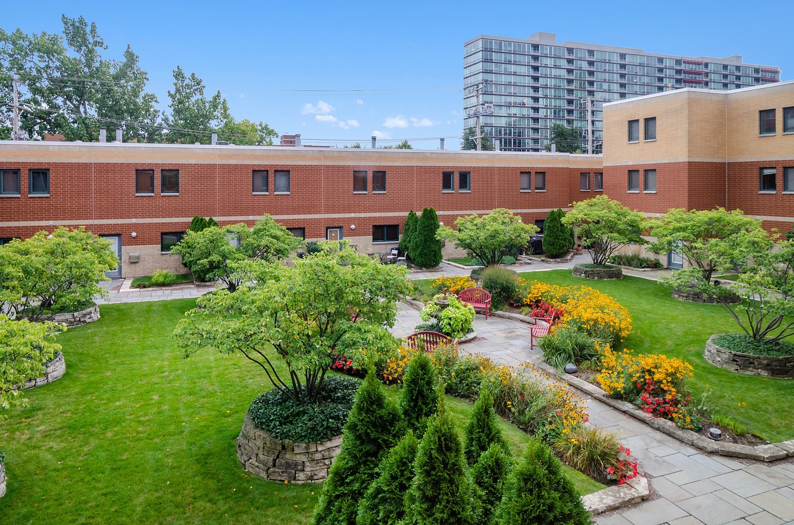 1889 Maple Avenue, Unit W8 Evanston, IL 60201 - Photo 37 of 41