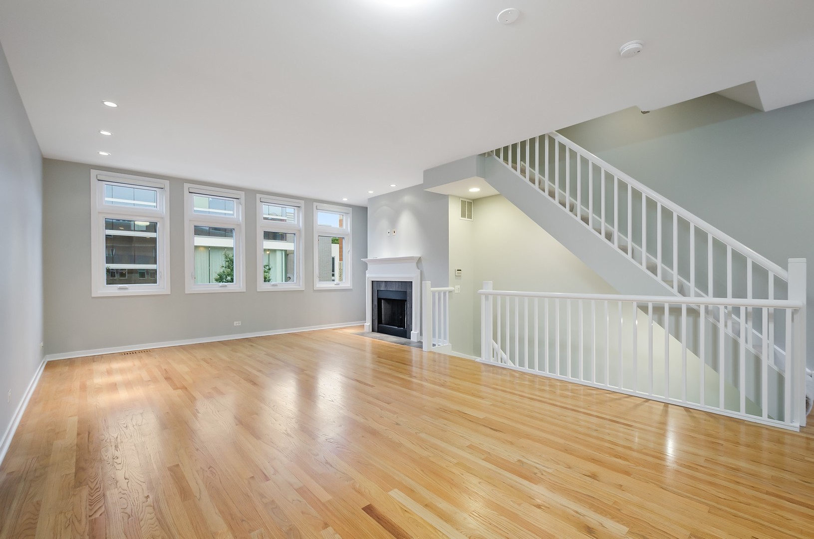 1889 Maple Avenue, Unit W8 Evanston, IL 60201 - Photo 7 of 41