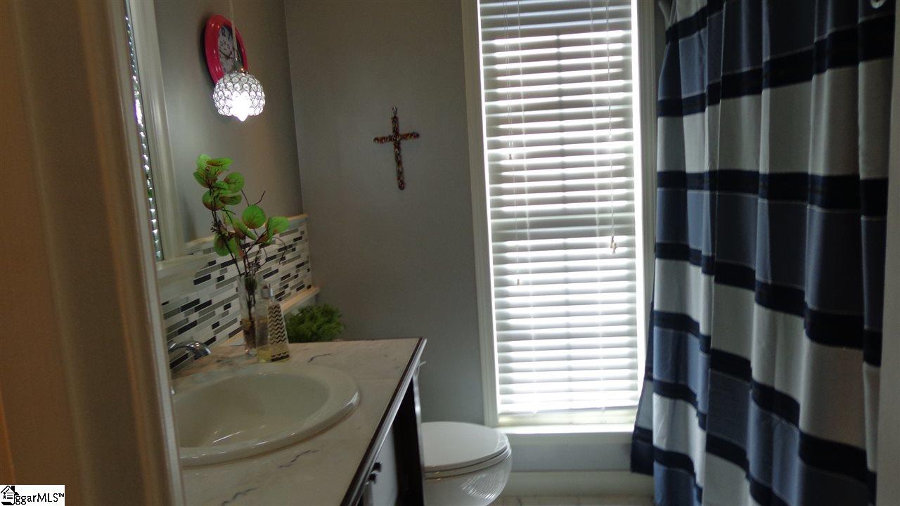 320 Canvasback Way Easley, SC 29642 - Photo 3 of 20 Gallery Image 3