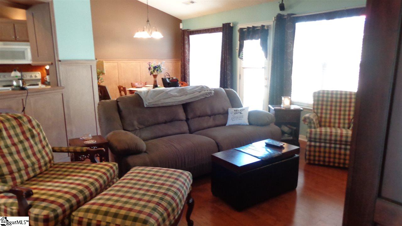 320 Canvasback Way Easley, SC 29642 - Photo 5 of 20 Gallery Image 5