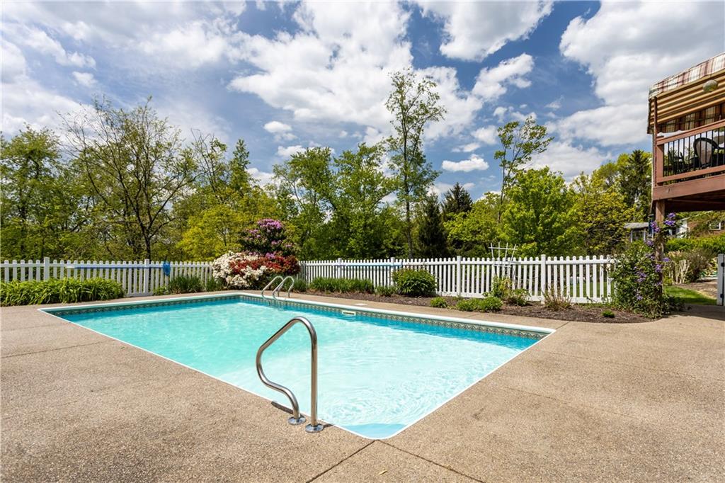 134 Rawlins Run Road Pittsburgh, PA 15238 - Photo 17 of 25 Gallery Image 17