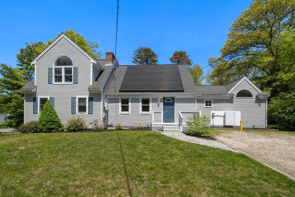 302 Ames Way Barnstable, MA 02632 - Photo 2 of 37