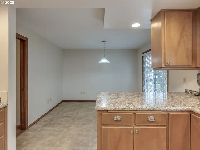 $500,000 | 2328 Northeast 156th Place, Portland, OR 97230