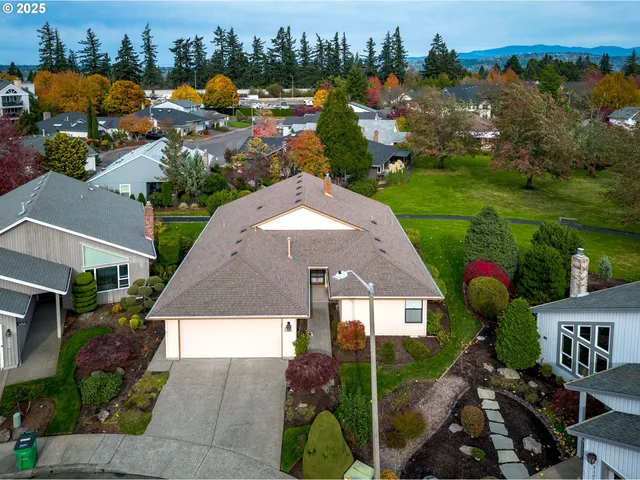$500,000 | 2328 Northeast 156th Place, Portland, OR 97230