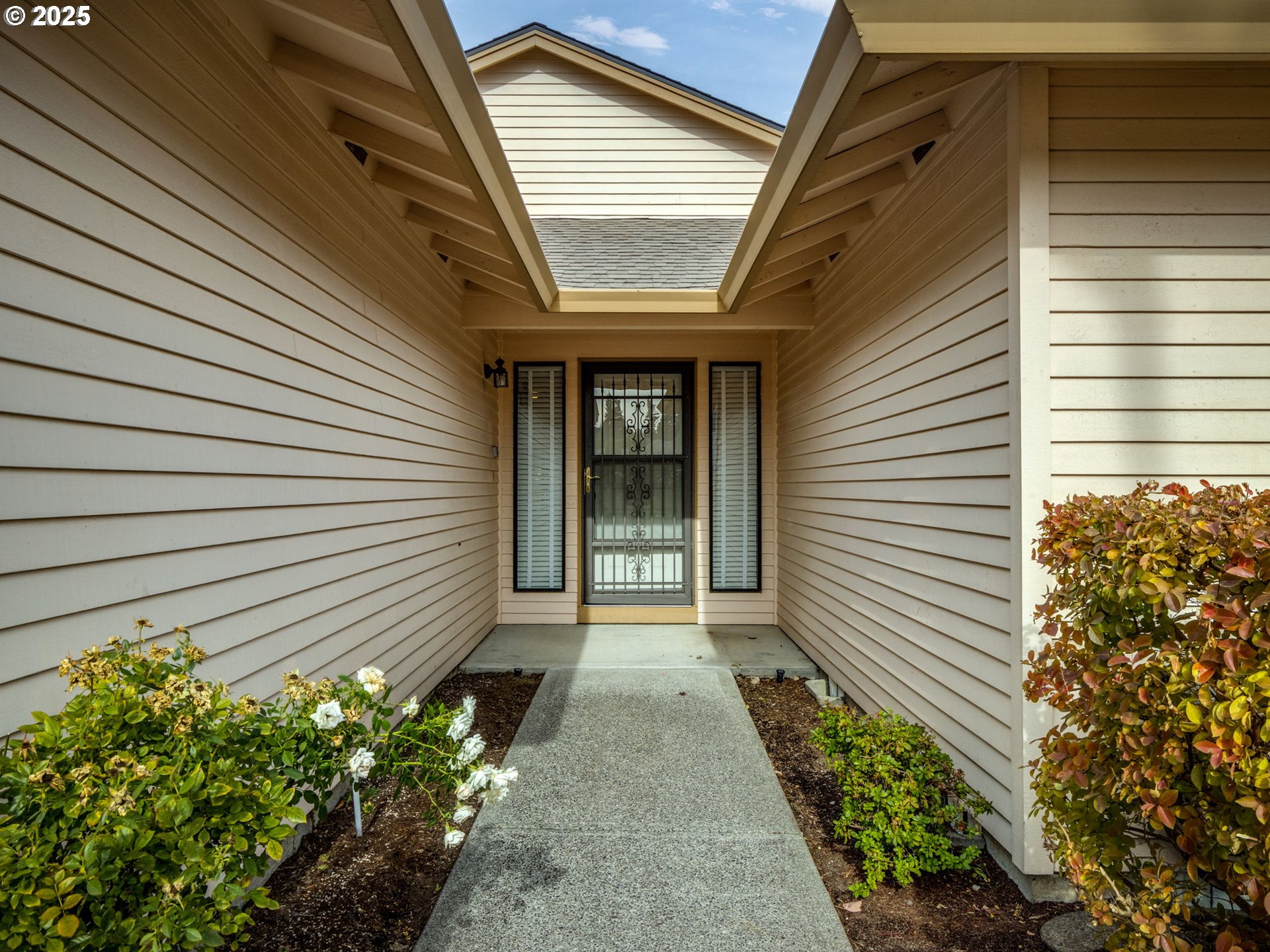 2328 Northeast 156th Place Portland, OR 97230 - Photo 4 of 41 a front view of a house with a porch