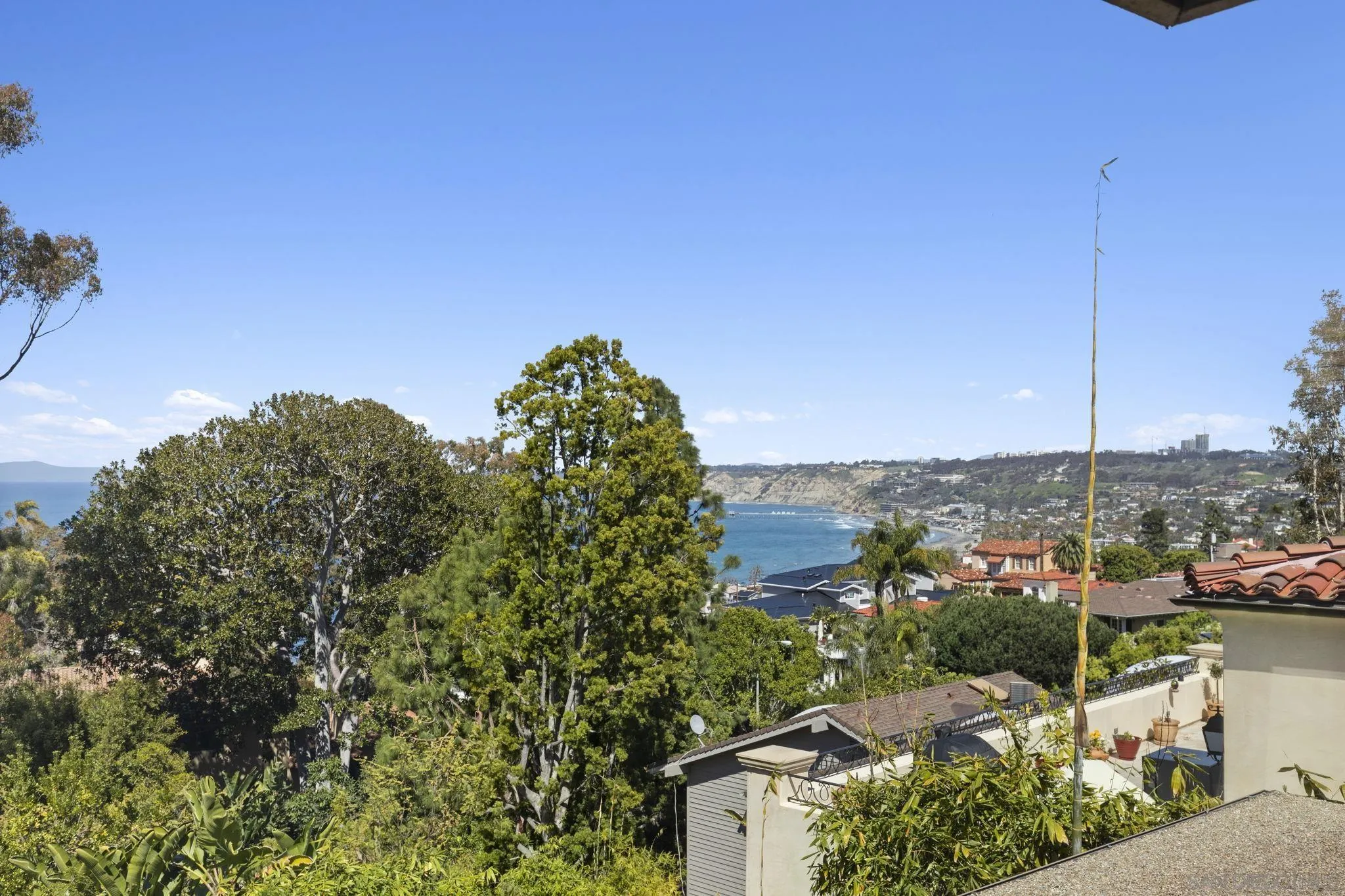 1642 Kearsarge Road La Jolla, CA 92037 - Photo 26 of 73 a view of a city