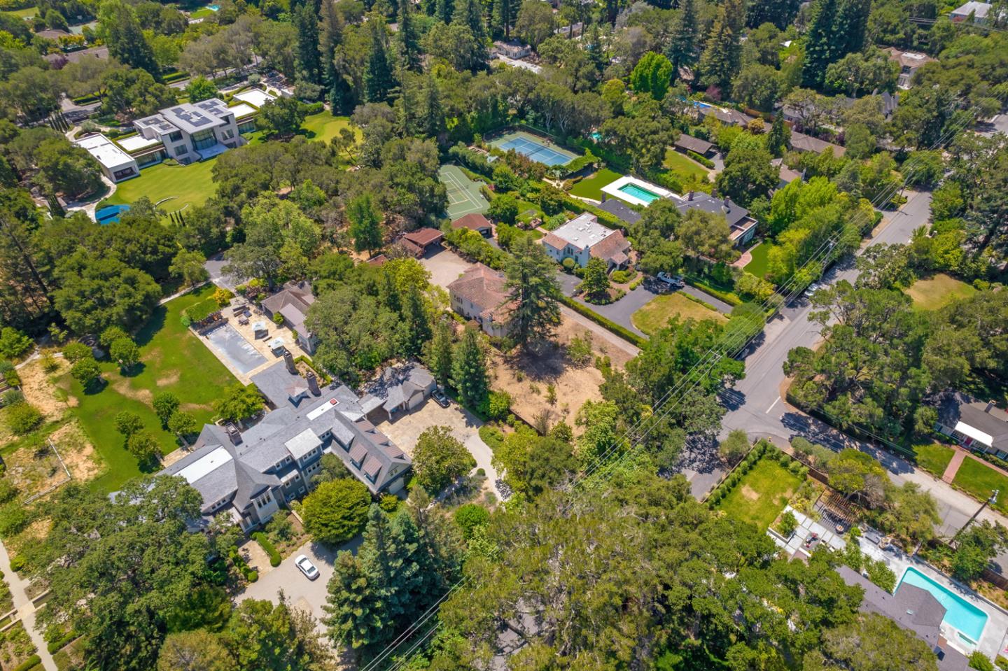 167 Almendral Avenue Atherton, CA 94027 - Photo 47 of 50 view of a city