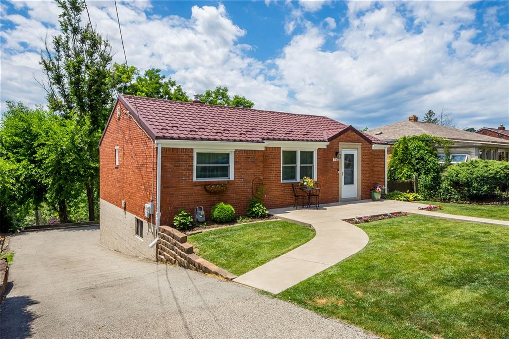 3740 Willett Road Pittsburgh, PA 15227 - Photo 2 of 29 Gallery Image 2