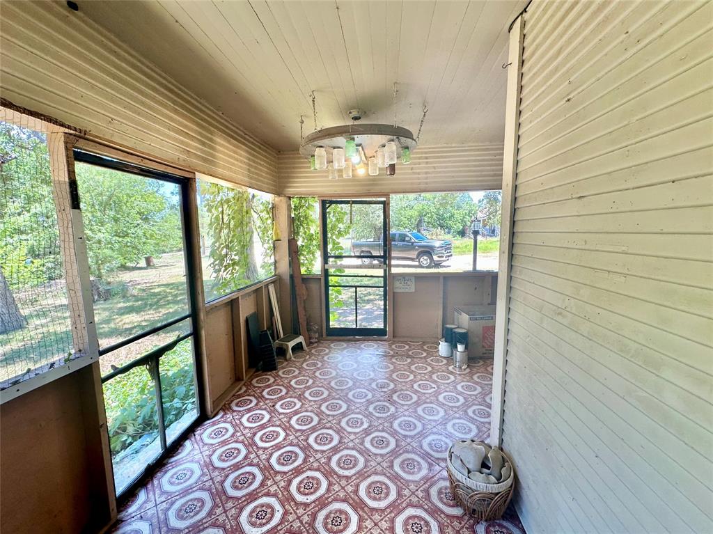 423 Strawn Road Ranger, TX 76470 - Photo 2 of 20