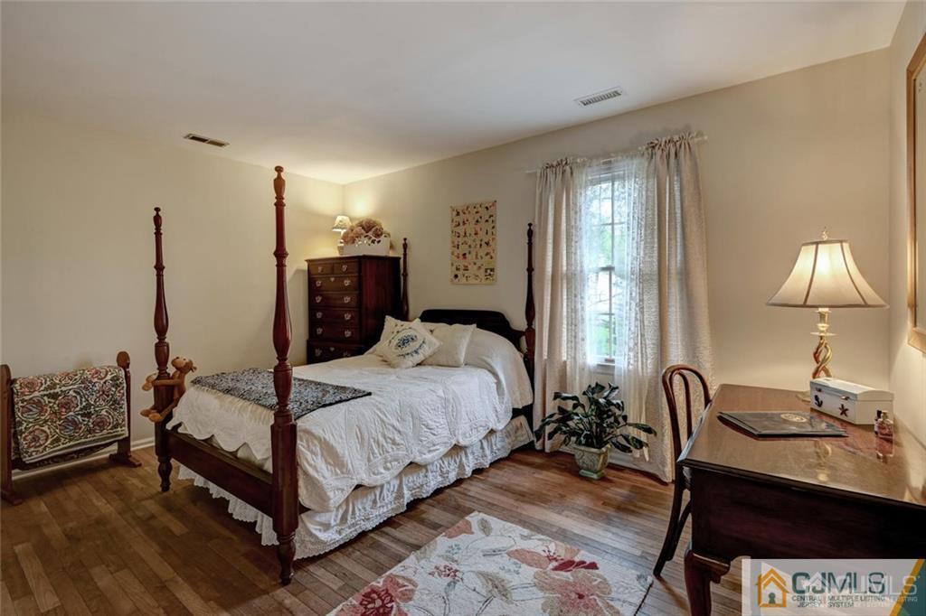 301 Dunhams Corner Road East Brunswick, NJ 08816 - Photo 14 of 25 Gallery Image 14