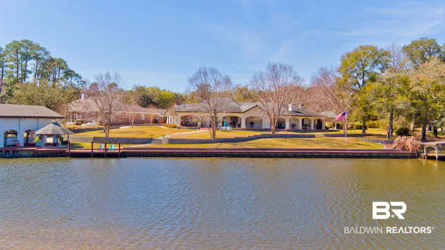 9256 Neumann Drive Elberta, AL 36530 - Photo 4 of 46