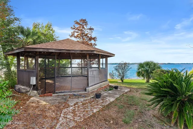$499,999 | 8009 Highpoint Road, Panama City, FL 32404