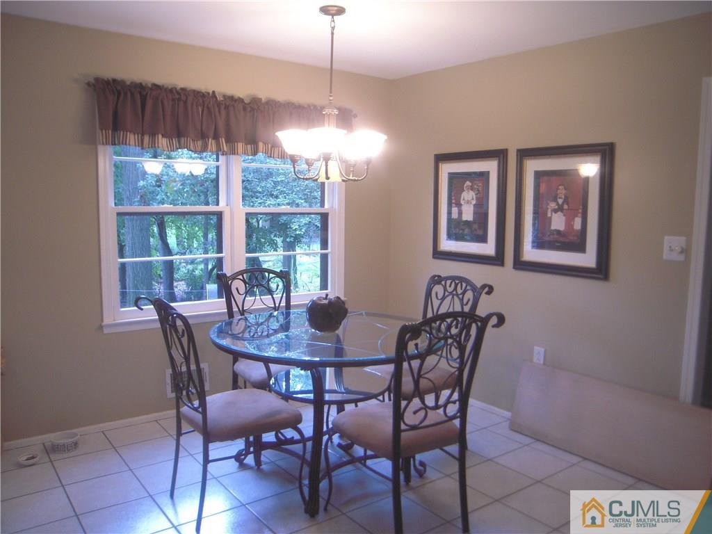 13 Maxwell Road East Brunswick, NJ 08816 - Photo 4 of 6 Gallery Image 4