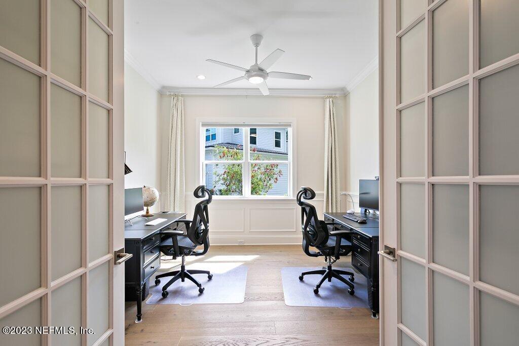 367 Shadow Cove St. Johns, FL 32259 - Photo 24 of 73 a living room with furniture