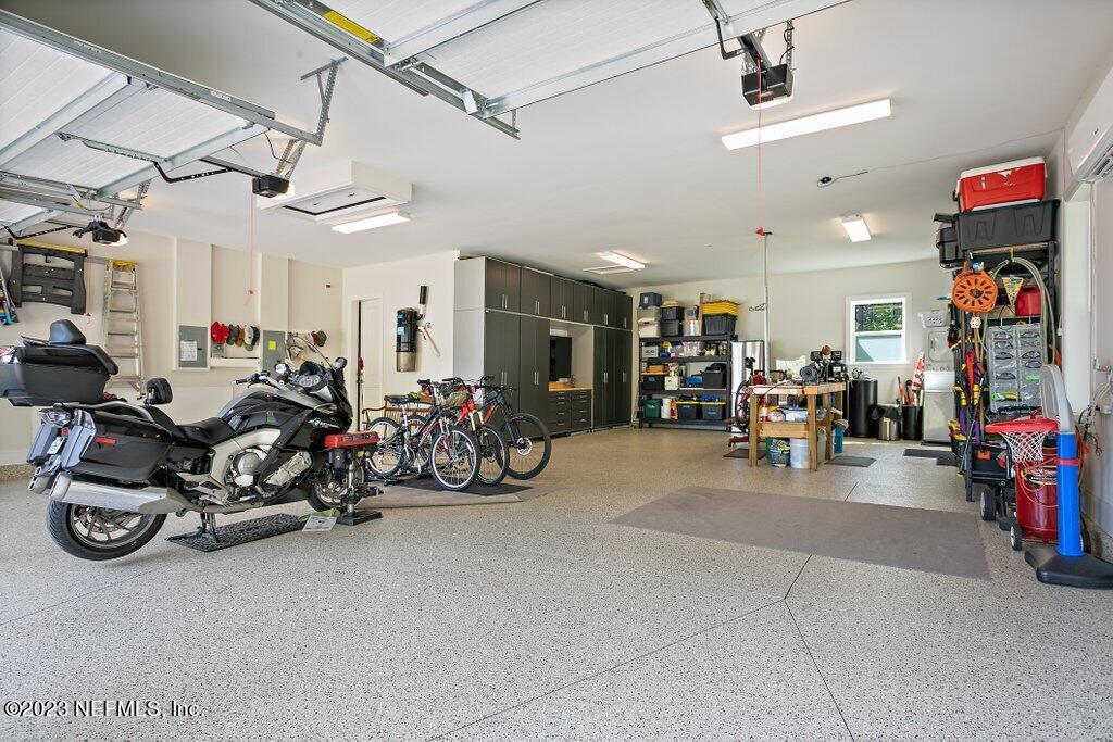 367 Shadow Cove St. Johns, FL 32259 - Photo 59 of 73 a view of a room with gym equipment