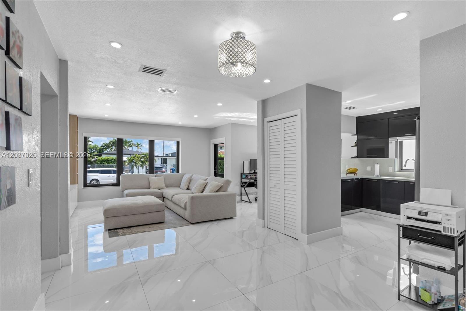 11 West 59th Street Hialeah, FL 33012 - Photo 12 of 38