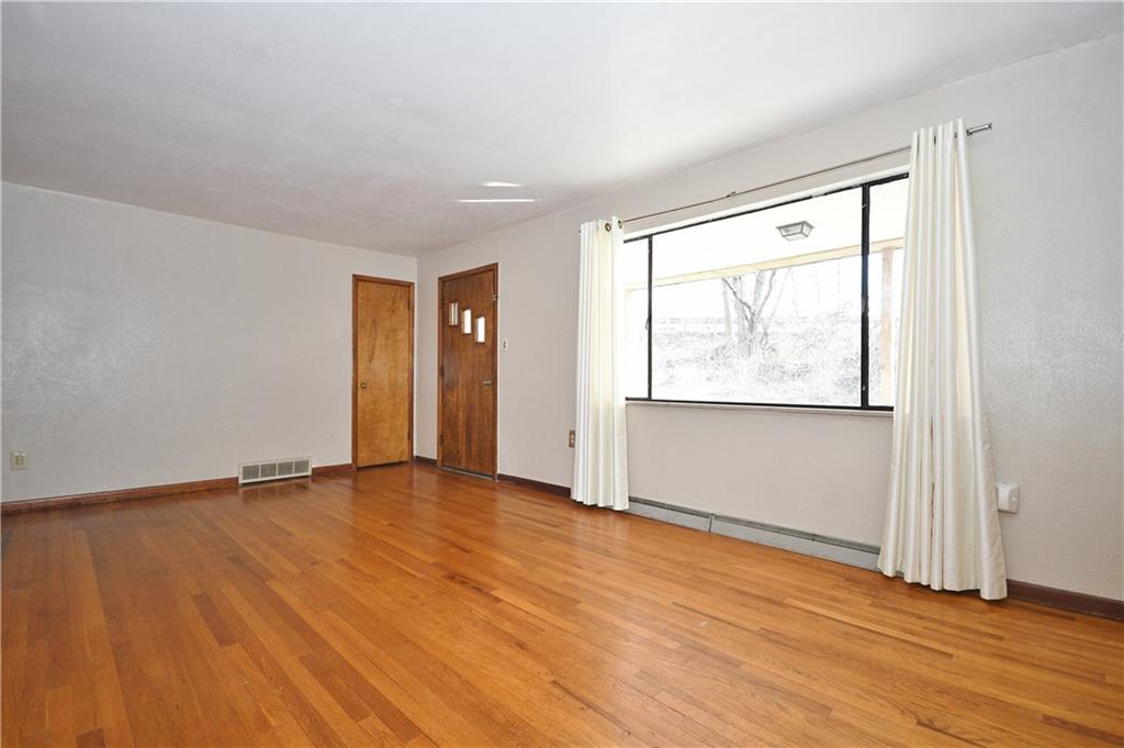 4696 Williamsport Road Monongahela, PA 15063 - Photo 4 of 25 Gallery Image 4