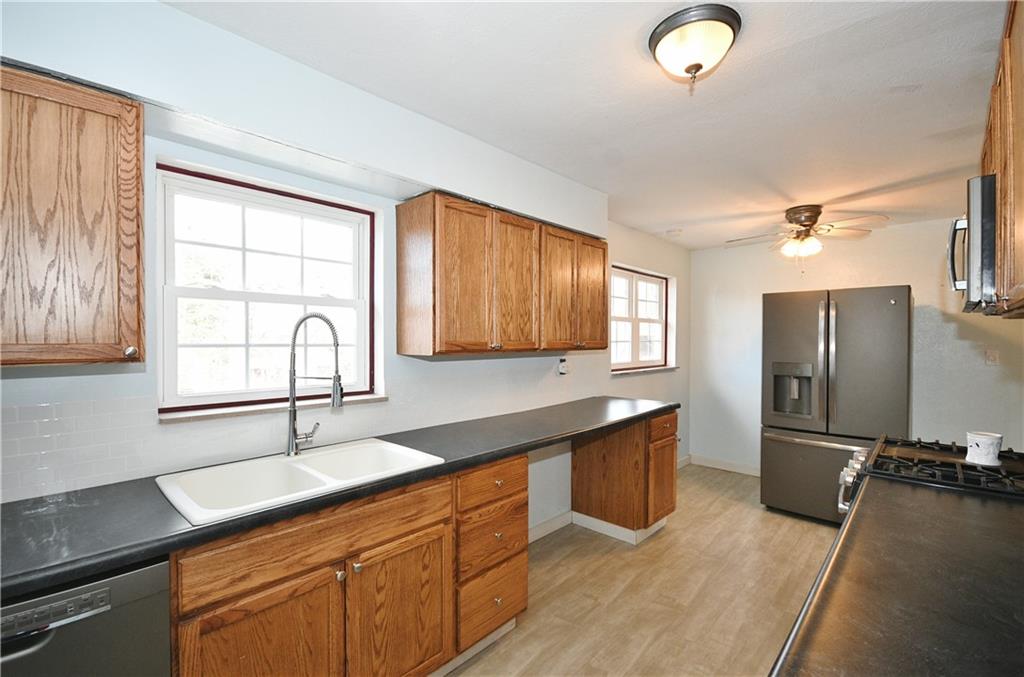 4696 Williamsport Road Monongahela, PA 15063 - Photo 7 of 25 Gallery Image 7