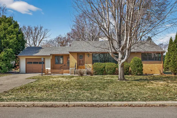 $320,000 | 2009 Wheeler Street North, Roseville, MN 55113