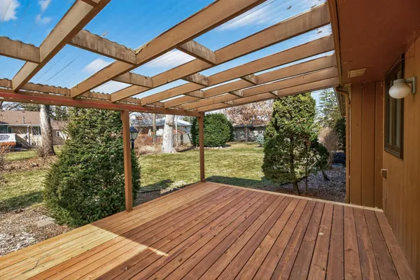 $320,000 | 2009 Wheeler Street North, Roseville, MN 55113