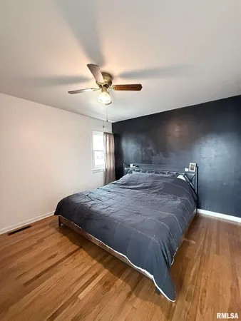 $179,900 | 516 East South Street, Knoxville, IL 61448