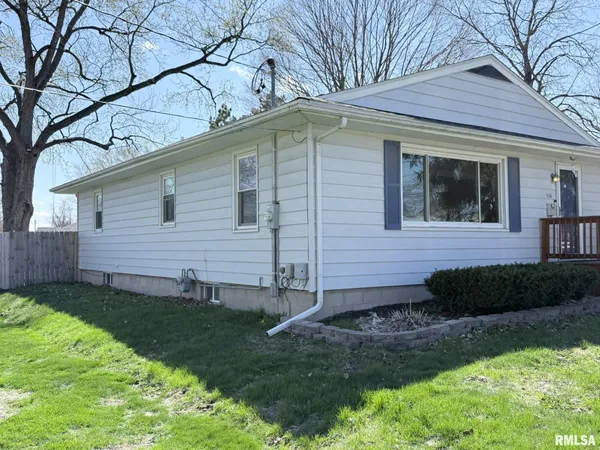 $179,900 | 516 East South Street, Knoxville, IL 61448