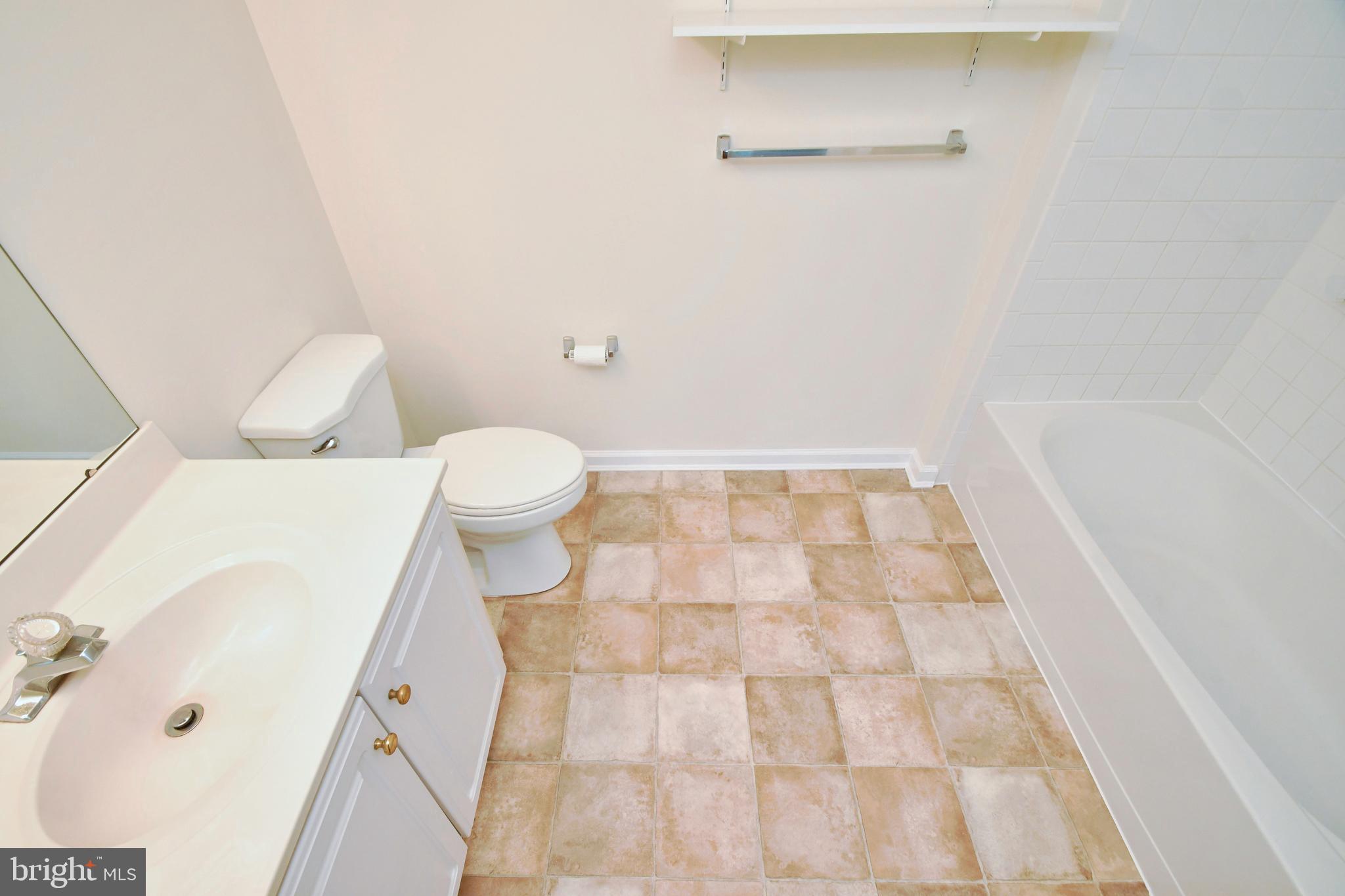 8343 Cypress Mill Road Baltimore, MD 21236 - Photo 25 of 35 Bath