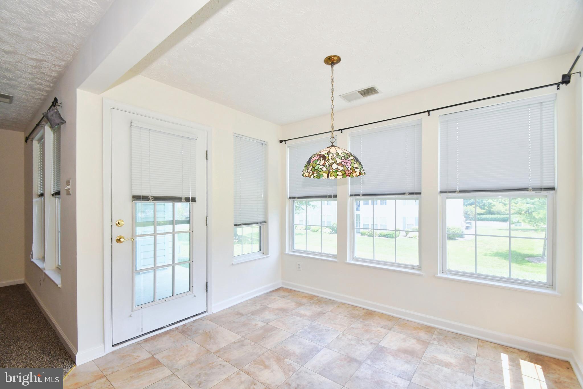 8343 Cypress Mill Road Baltimore, MD 21236 - Photo 6 of 35 No steps