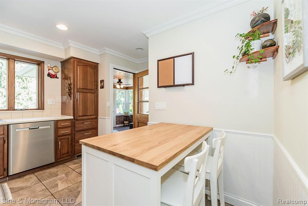 2659 Chicago Road Warren, MI 48092 - Photo 13 of 45