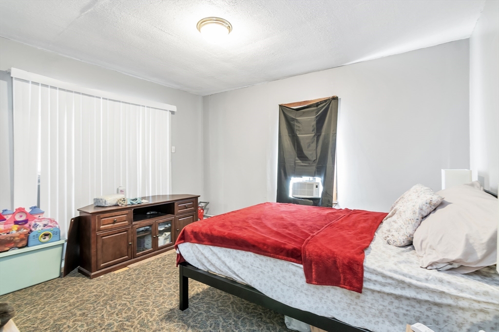 141 Spruce Street Lawrence, MA 01841 - Photo 18 of 27