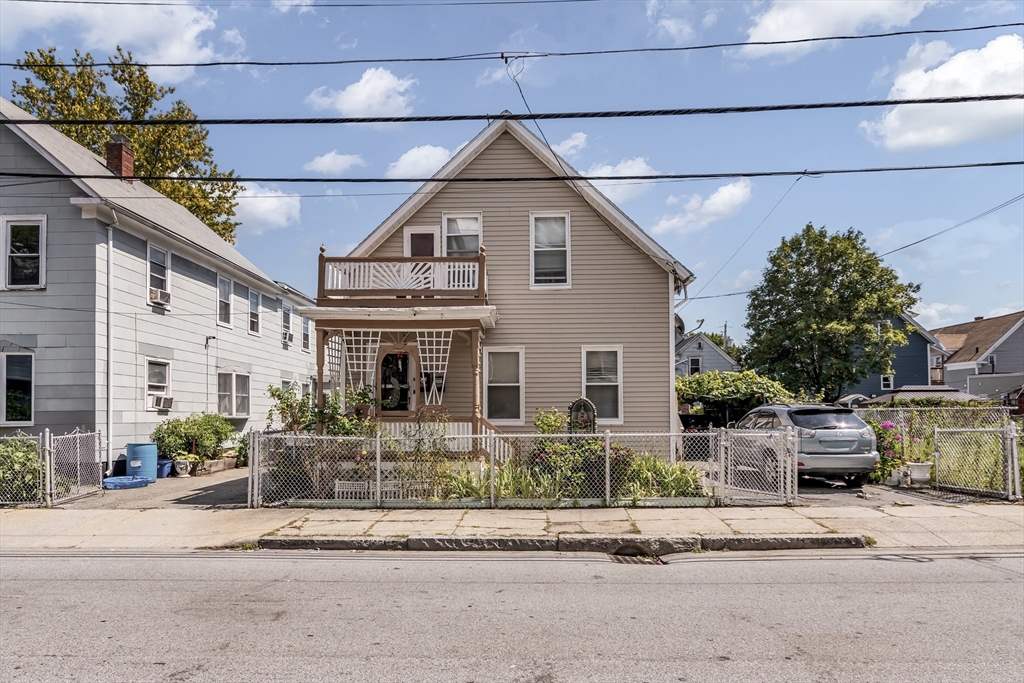 141 Spruce Street Lawrence, MA 01841 - Photo 2 of 27