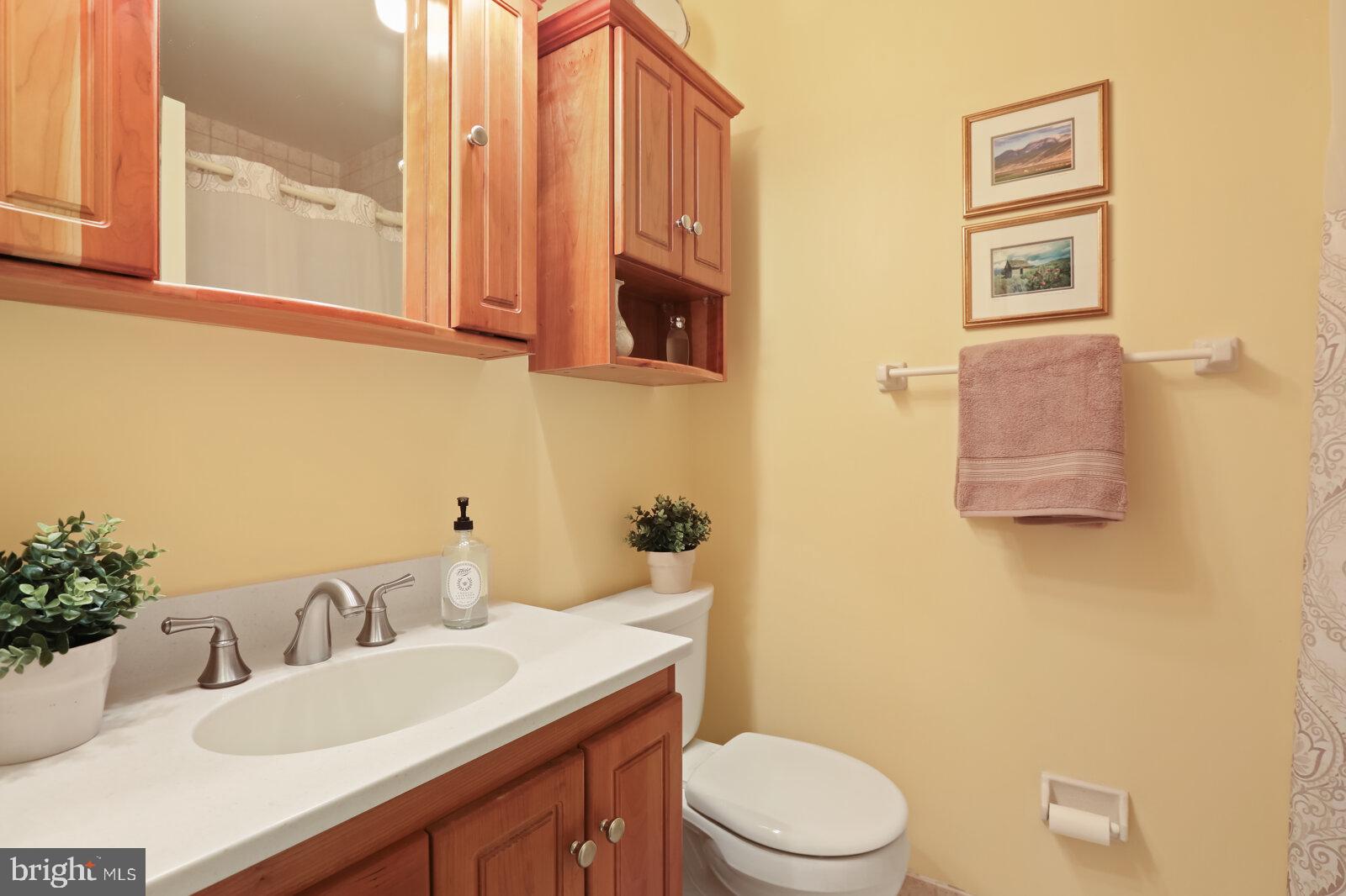 1616 Covington Road, Unit 8 Yardley, PA 19067 - Photo 25 of 27 Bath #2