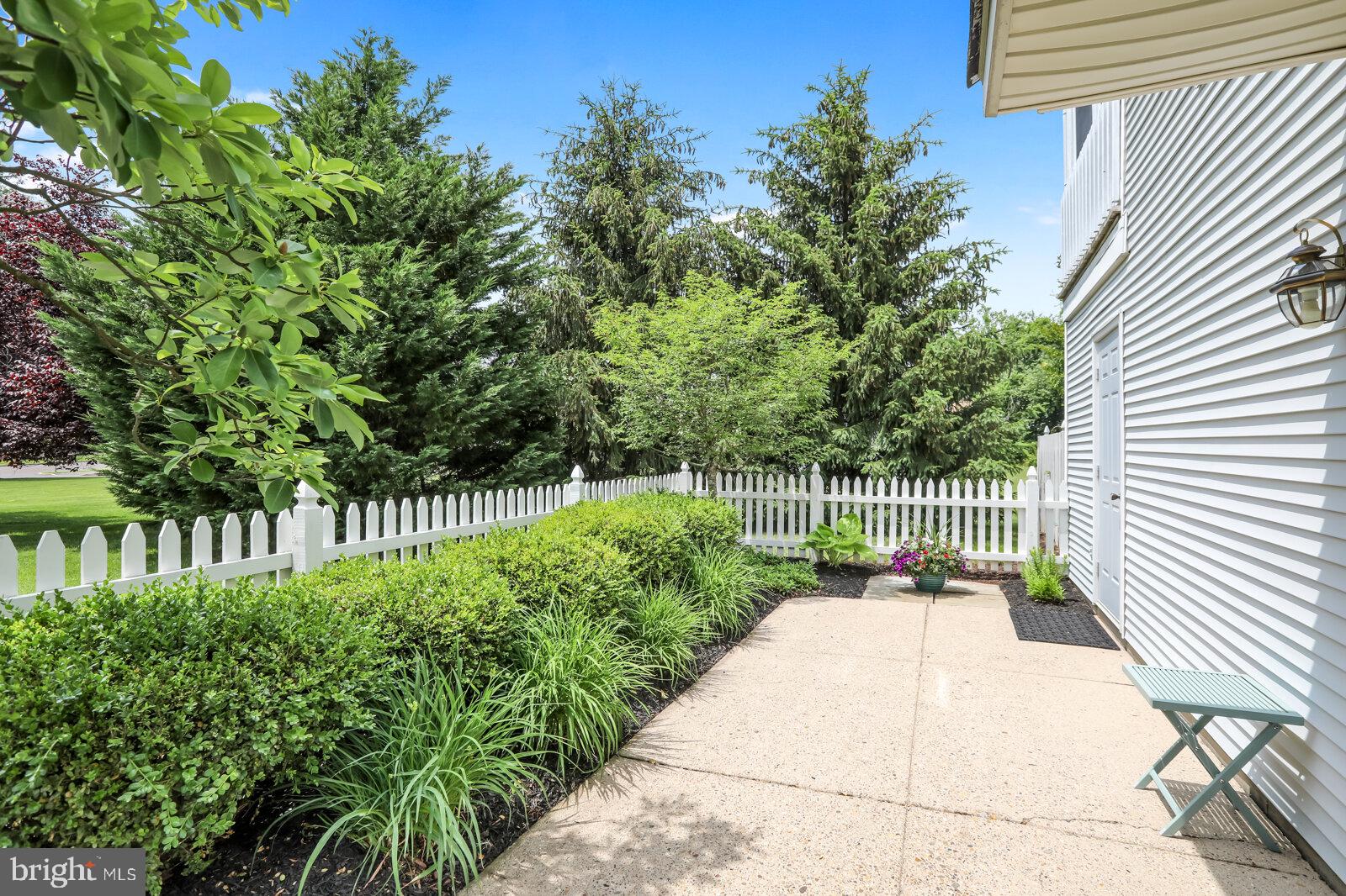 1616 Covington Road, Unit 8 Yardley, PA 19067 - Photo 4 of 27 Ground level fenced patio