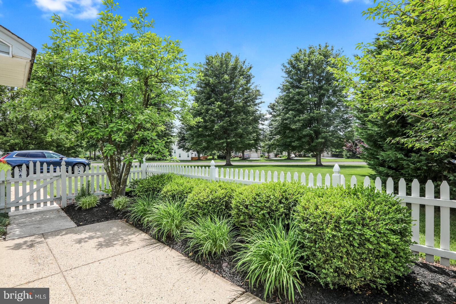 1616 Covington Road, Unit 8 Yardley, PA 19067 - Photo 5 of 27 Ground level fenced patio