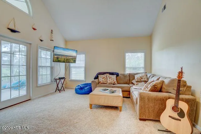 $2,400 | 106 Ravennaside Drive Northwest, Calabash, NC 28467