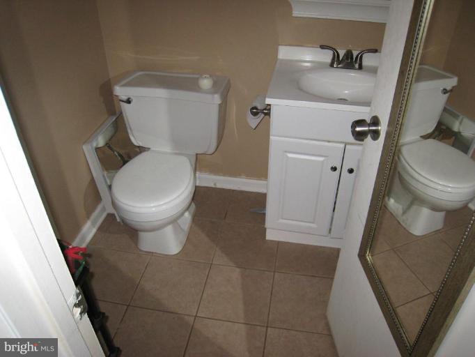 1012 Spring Valley Court, Unit 1012 Fort Washington, MD 20744 - Photo 3 of 13 Bath #2