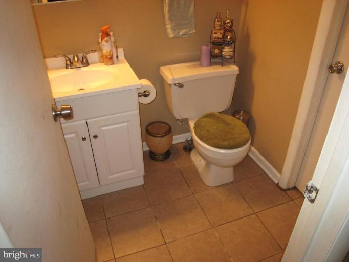 1012 Spring Valley Court, Unit 1012 Fort Washington, MD 20744 - Photo 9 of 13 Bath #1