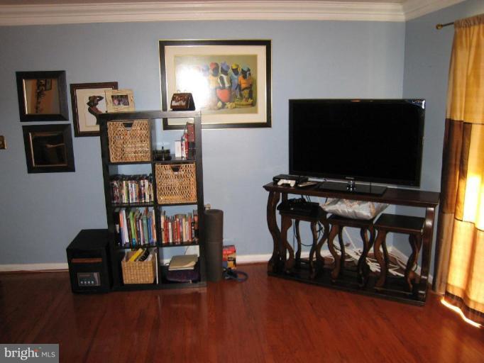 1012 Spring Valley Court, Unit 1012 Fort Washington, MD 20744 - Photo 10 of 13 Living Room #3