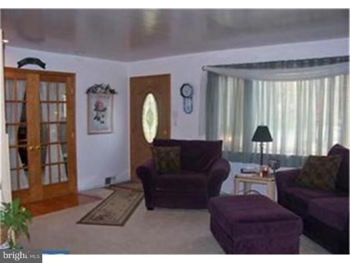 814 Providence Road Secane, PA 19018 - Photo 2 of 12