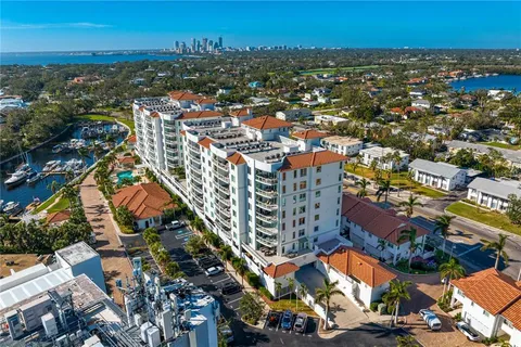 $1,125,000 | 1325 Snell Isle Boulevard Northeast, Unit 711, St. Petersburg, FL 33704