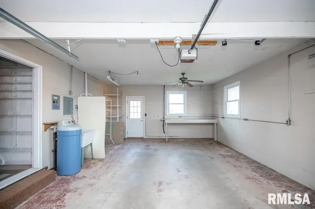 $164,900 | 2447 Centennial Drive, Washington, IL 61571