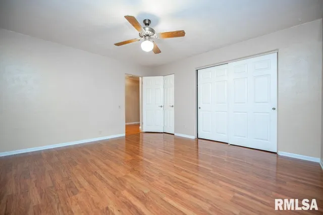 $164,900 | 2447 Centennial Drive, Washington, IL 61571